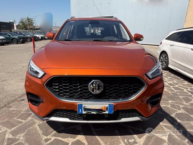 Usata MG ZS 106 CV (77 kW) 2023 Berlina