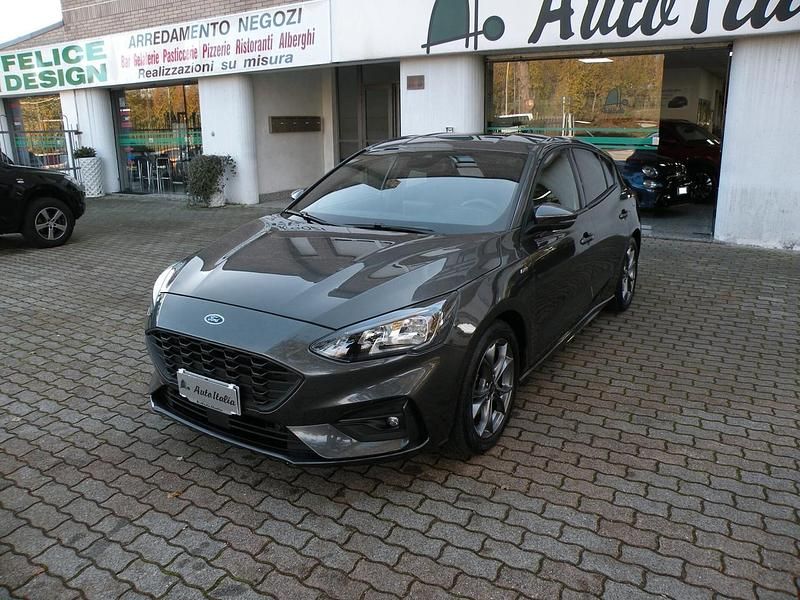 Usata Ford Focus ST-Line 125 CV (91 kW) 2021 Grigio Station wagon