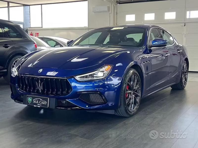 Usata Maserati Ghibli 430 CV (316 kW) 2021 Blu Berlina