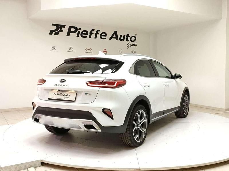 Usata Kia XCeed 2022 (hw2) deluxe white m SUV