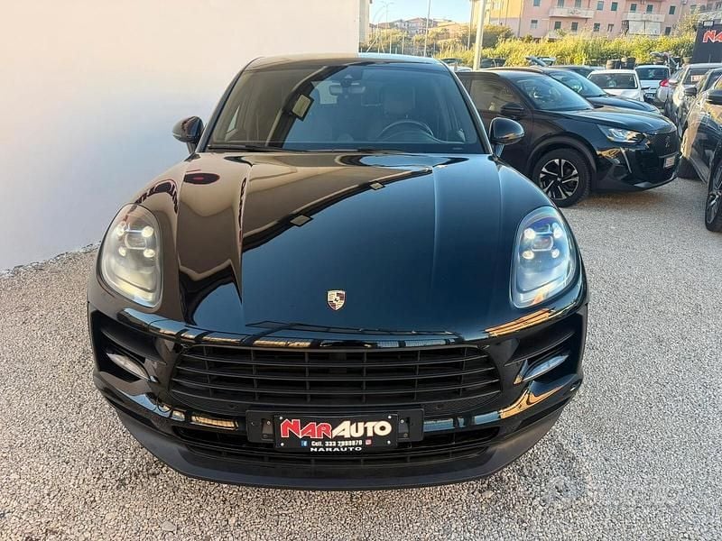 Gebraucht Porsche Macan 245 PS (180 kW) 2019 Schwarz SUV