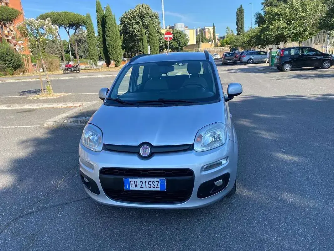 Usata Fiat Panda Lounge 75 CV (55 kW) 2015 Argento Utilitaria