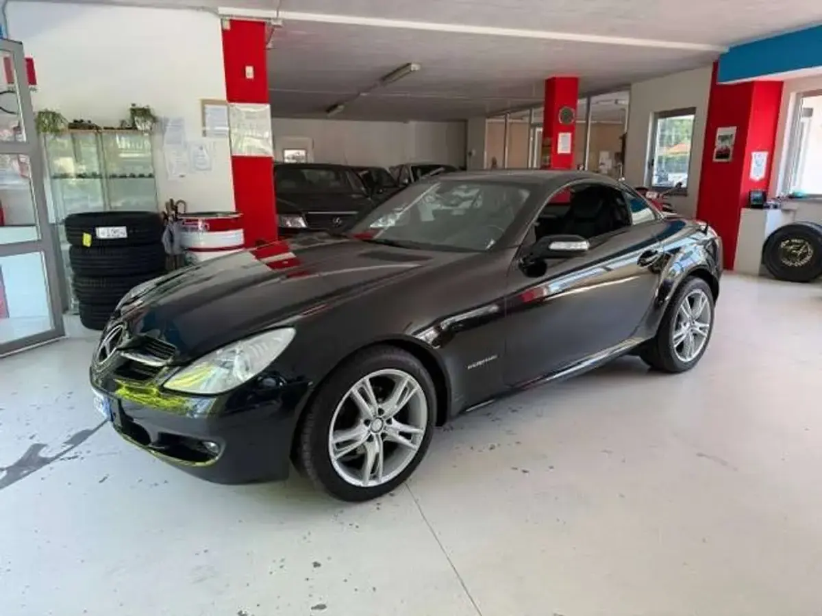 Usata Mercedes SLK200 163 CV (119 kW) 2005 Nero Cabrio