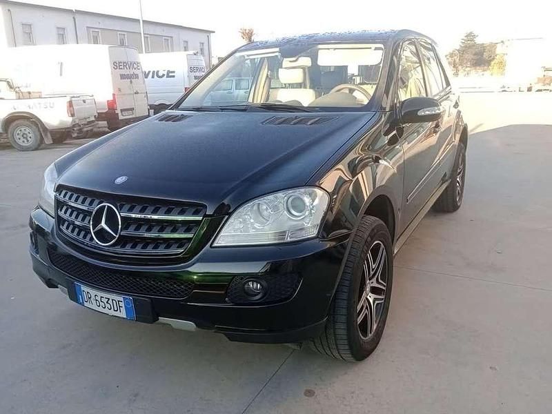 Usata Mercedes ML280 190 CV (139 kW) 2008 Nero SUV