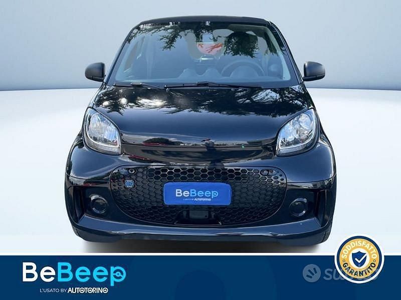 Usata Smart ForTwo Electric Drive Pure 60 kW (82 CV) 2021 Nero metallizzato Berlina