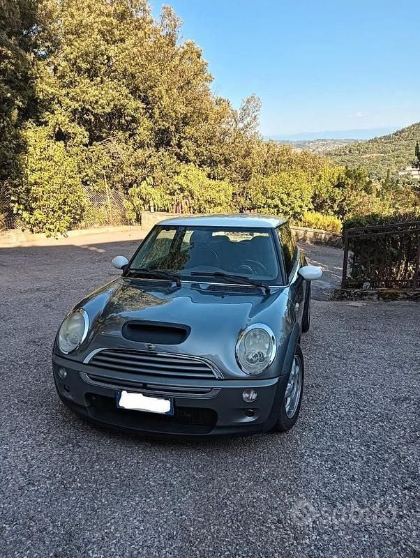 Usata Mini Cooper S 170 CV (125 kW) 2006 Grigio Utilitaria