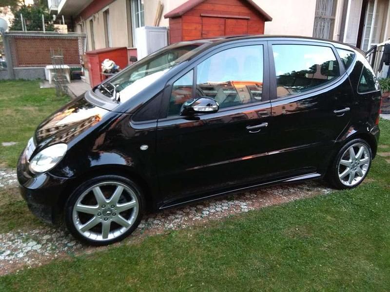 Usata Mercedes A210 140 CV (102 kW) 2004 Nero Berlina