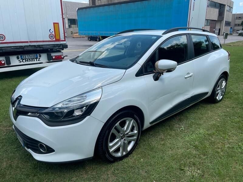 Usata Renault Clio GrandTour 74 CV (54 kW) 2014 Bianco Station wagon