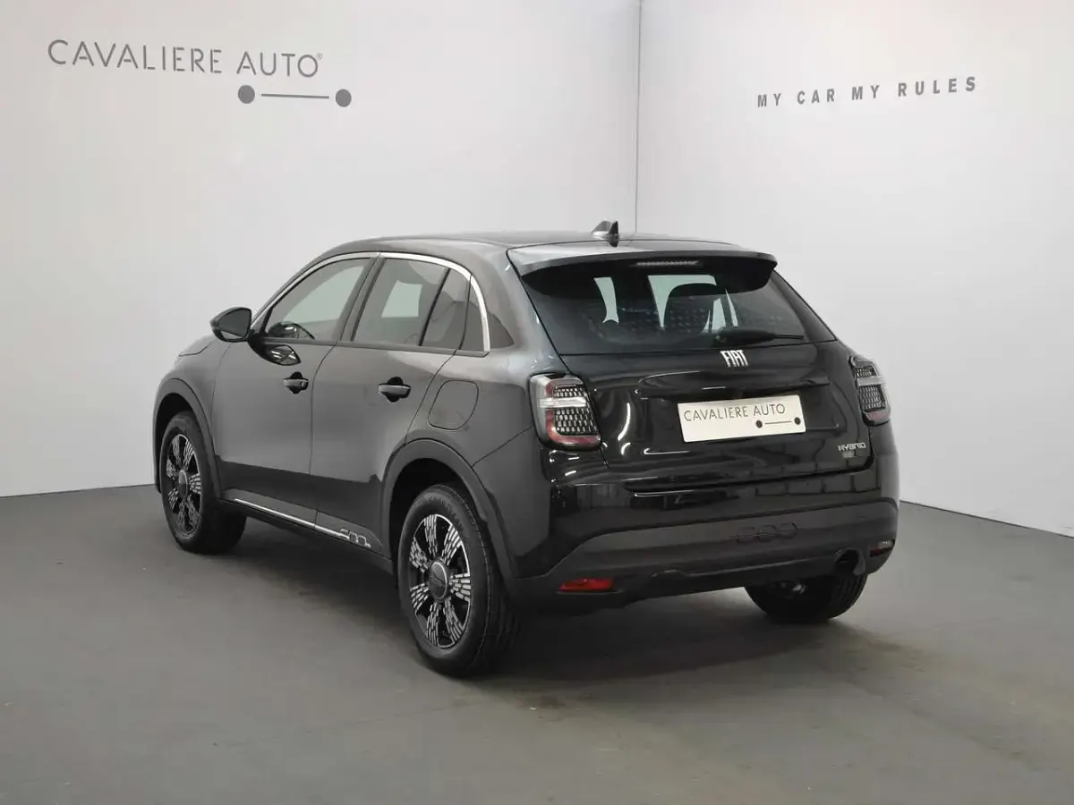 Nuova Fiat 600 Comfort 101 CV (74 kW) 2025 Nero SUV