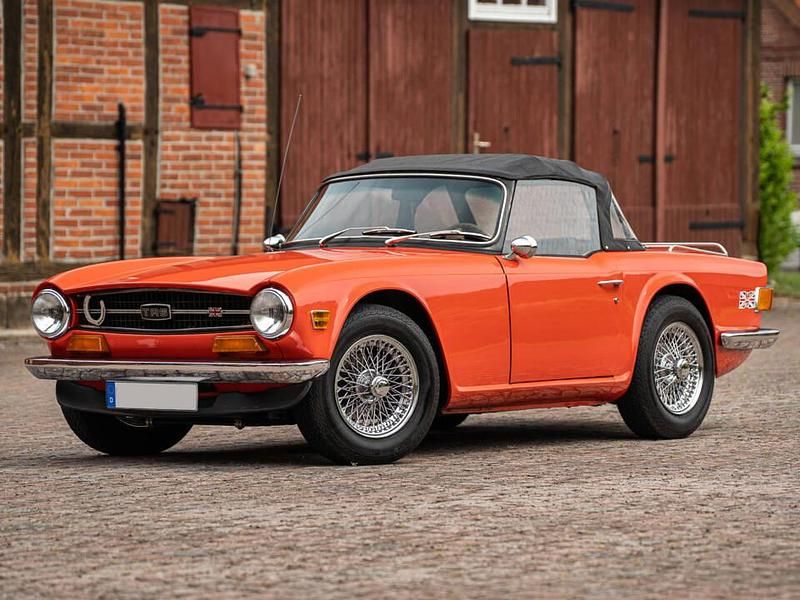Arancione Usata 1973 Triumph TR6 Cabrio | 27.900 € - Immagine 1/4