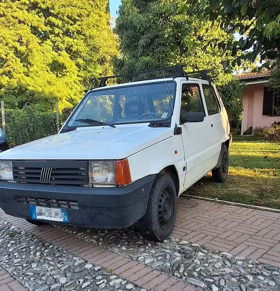 Usata Fiat Panda Young 39 CV (28 kW) 2000 Bianco Berlina