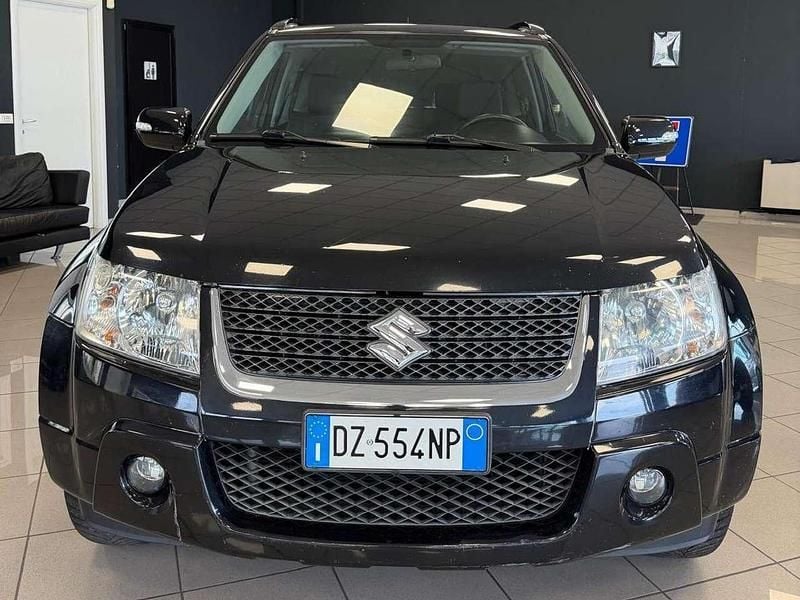 Usata Suzuki Grand Vitara 106 CV (77 kW) 2009 Nero SUV