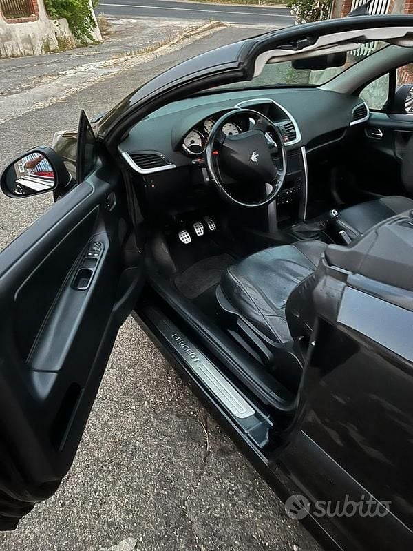 Usata Peugeot 207 CC 110 CV (80 kW) 2007 Nero Cabrio