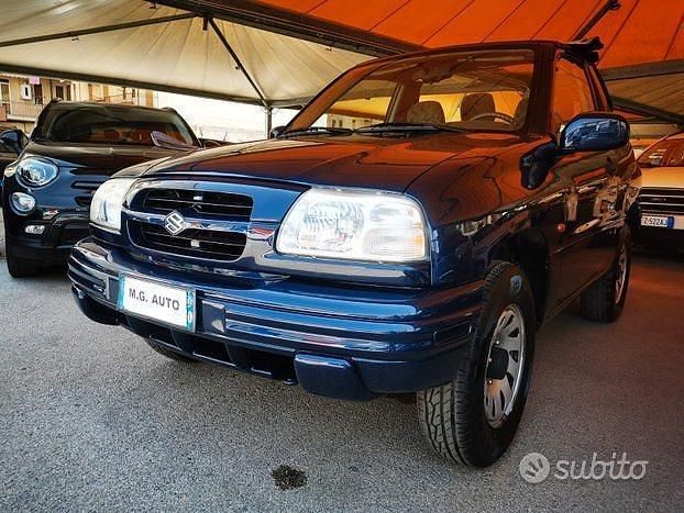 Blu Usata 2001 Suzuki Grand Vitara SUV | 5500 € (Buon prezzo) - Immagine 1/4