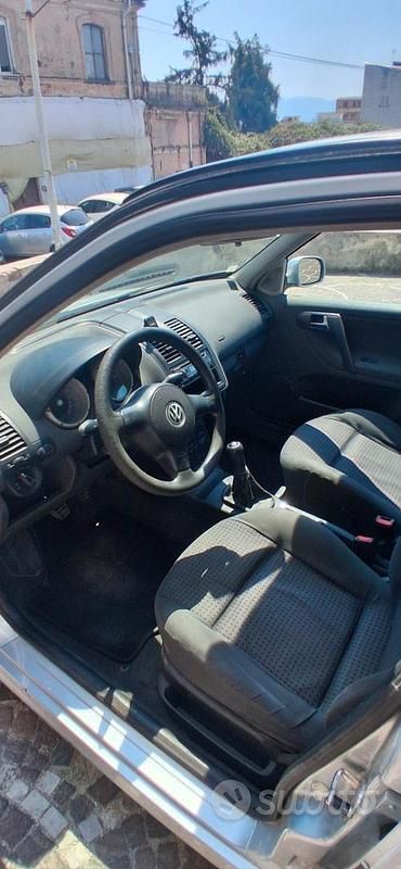 Usata VW Polo 75 CV (55 kW) 2001 Utilitaria