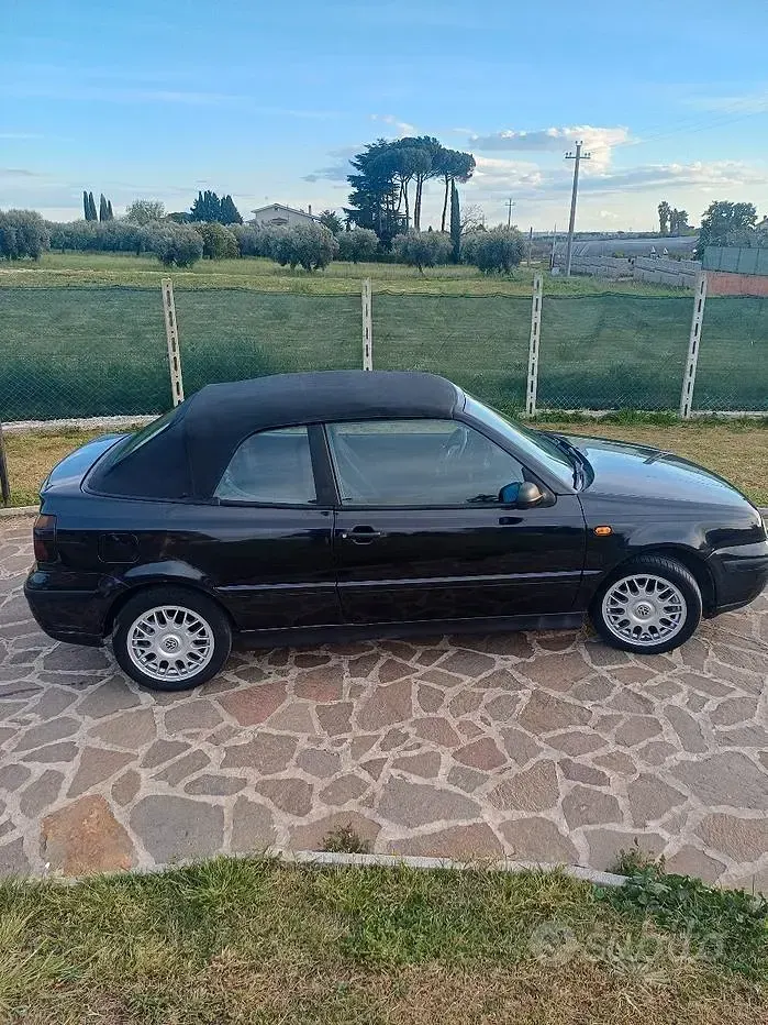 Usata VW Golf 101 CV (74 kW) 1999 Nero Cabrio