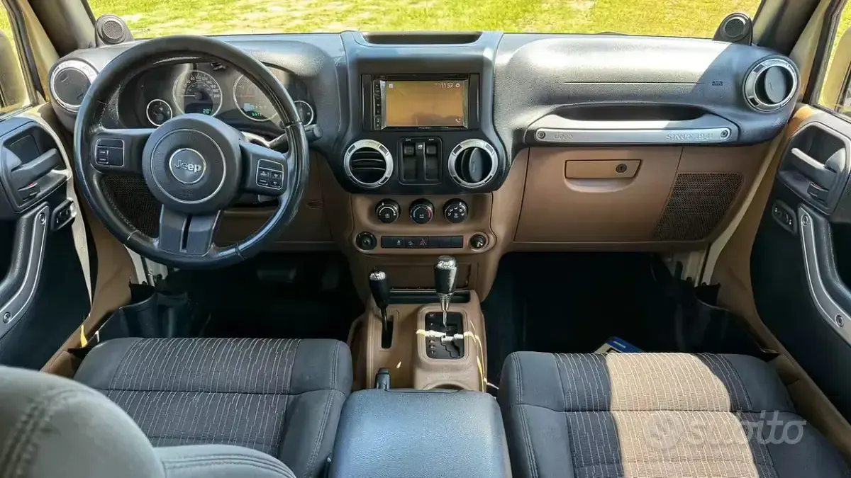 Usata Jeep Wrangler Sahara 199 CV (146 kW) 2010 SUV