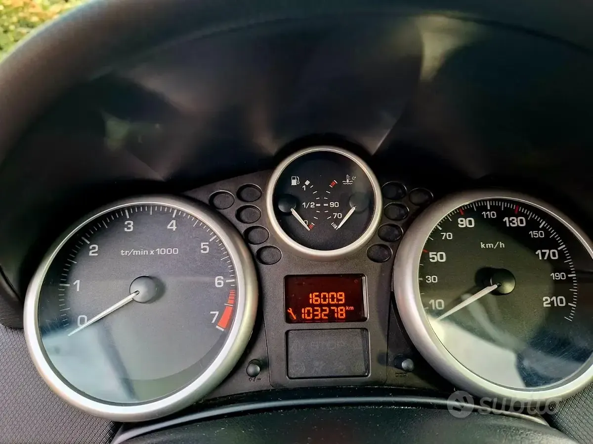 Usata Peugeot 207 73 CV (53 kW) 2013 Berlina