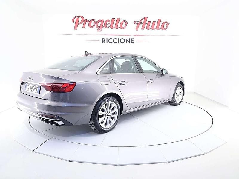 Usata Audi A4 Advanced Plus 163 CV (119 kW) 2021 Grigio terra met. Berlina