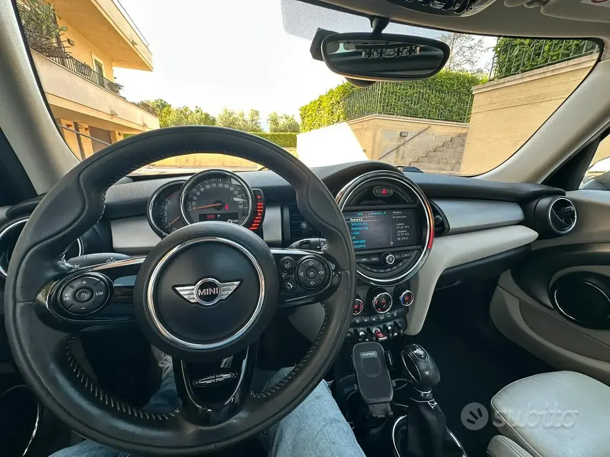 Usata Mini Cooper SD 170 CV (125 kW) 2015 Marrone Utilitaria