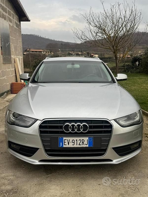 Usata Audi A4 Advanced Plus 143 CV (105 kW) 2012 Grigio Station wagon