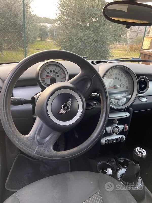 Usata Mini ONE 75 CV (55 kW) 2010 Bianco Utilitaria