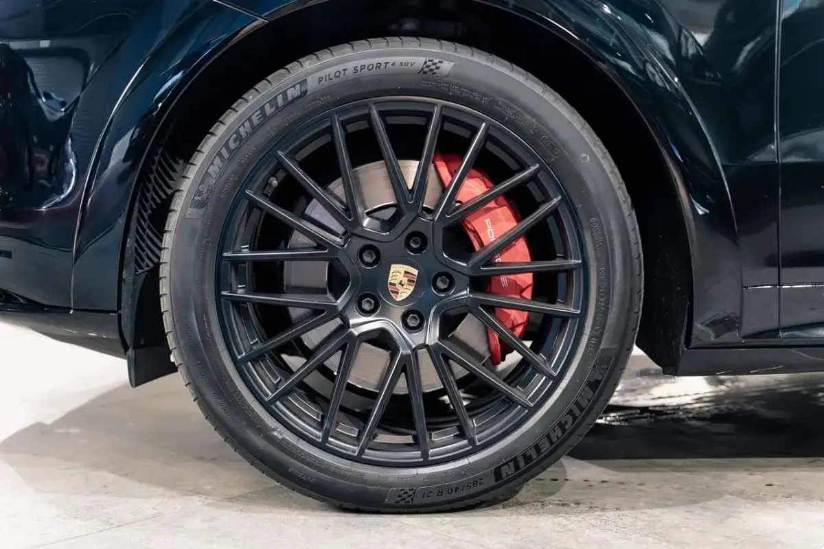 Usata Porsche Cayenne 460 CV (338 kW) 2020 Nero SUV