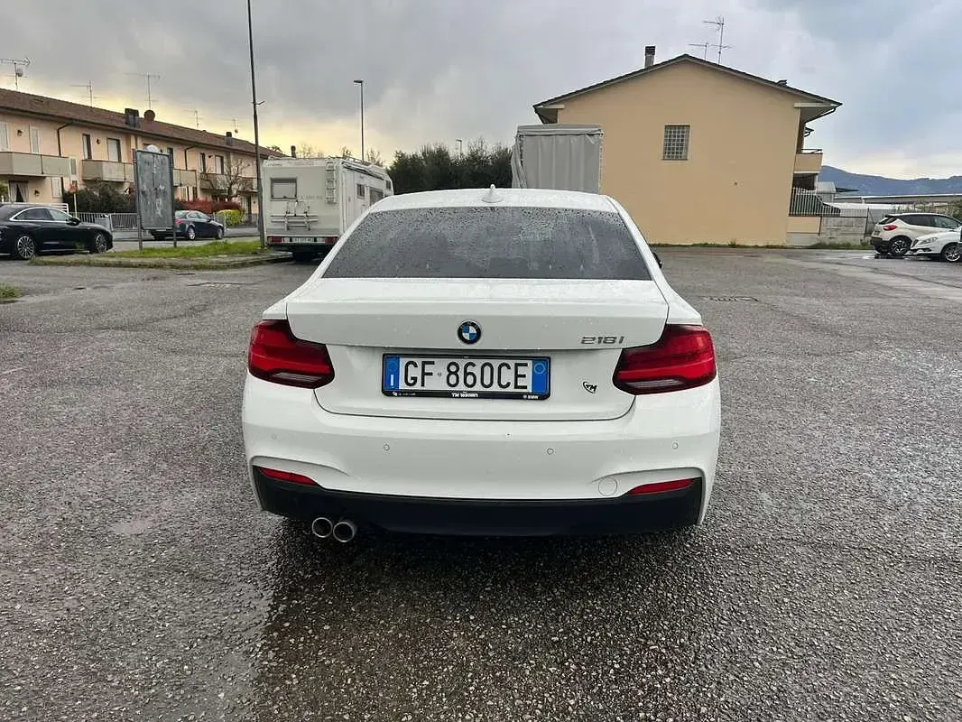 Usata BMW 218 Sport Line 136 CV (100 kW) 2021 Bianco Coupé