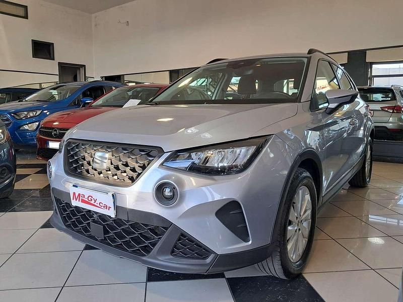 Argento Usata 2022 Seat Arona Style SUV | 13.900 € (Buon prezzo) - Immagine 1/4