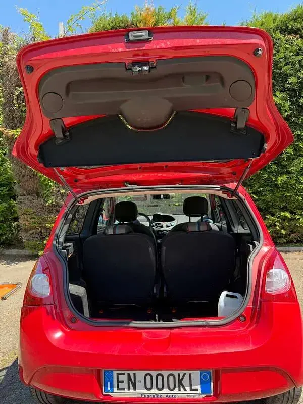 Usata Renault Twingo 75 CV (55 kW) 2012 Rosso Utilitaria