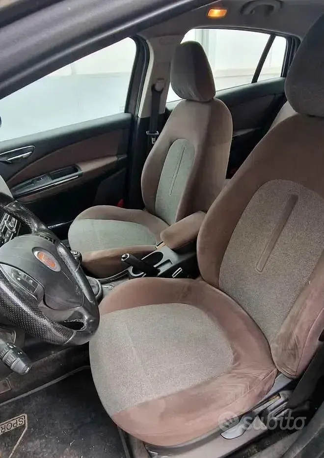 Usata Fiat Bravo 120 CV (88 kW) 2011 Utilitaria