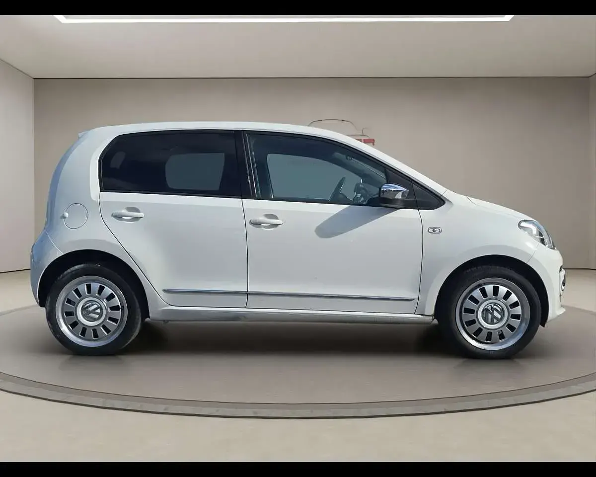 Usata VW up! 75 CV (55 kW) 2015 Bianco Utilitaria