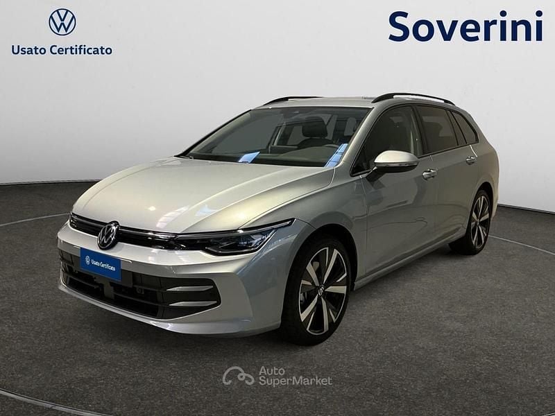 Argento Nuova 2026 VW Golf VIII Edition Station wagon | 32.900 € (Super prezzo) - Immagine 1/4