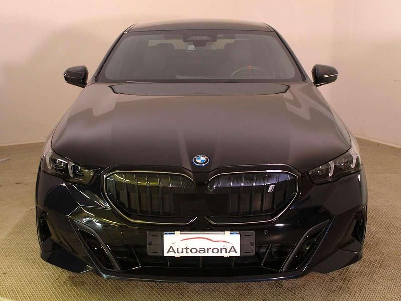 Usata BMW i5 M Sport 105 kW (143 CV) 2025 Nero Berlina