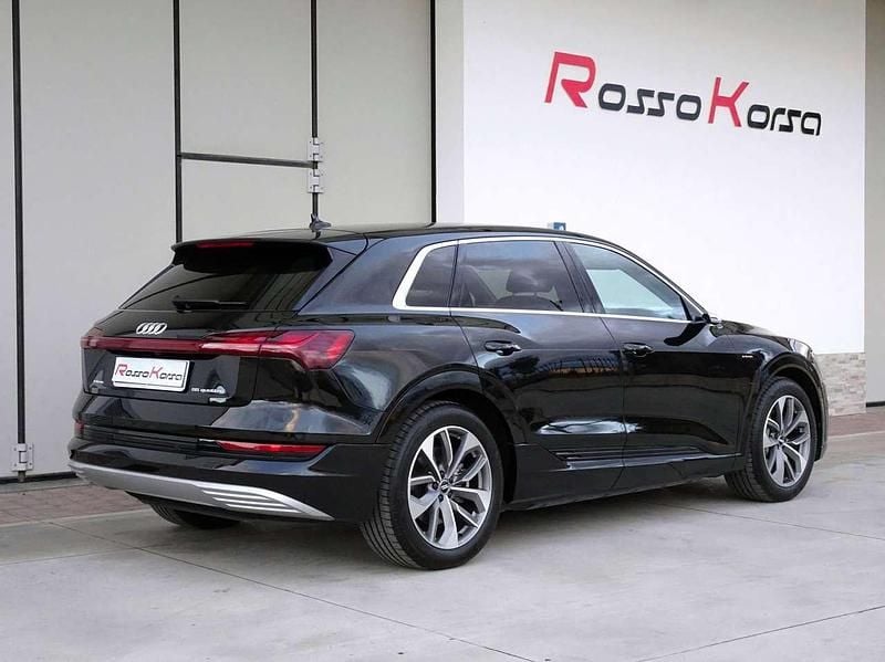 Usata Audi e-tron 158 kW (215 CV) 2020 Nero mythos SUV