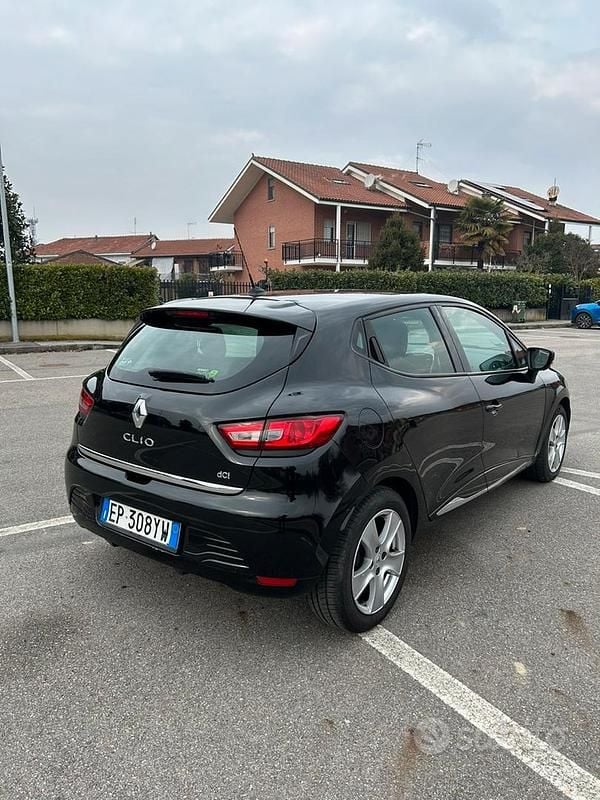 Usata Renault Clio IV 90 CV (66 kW) 2013 Nero Utilitaria