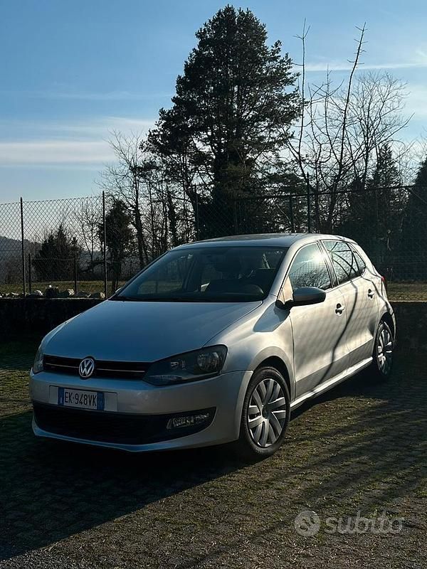 Usata VW Polo 75 CV (55 kW) 2011 Grigio Berlina