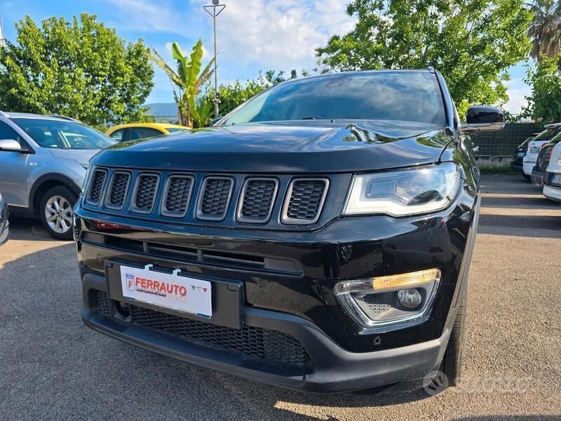 Usata Jeep Compass Limited 140 CV (102 kW) 2017 Nero SUV