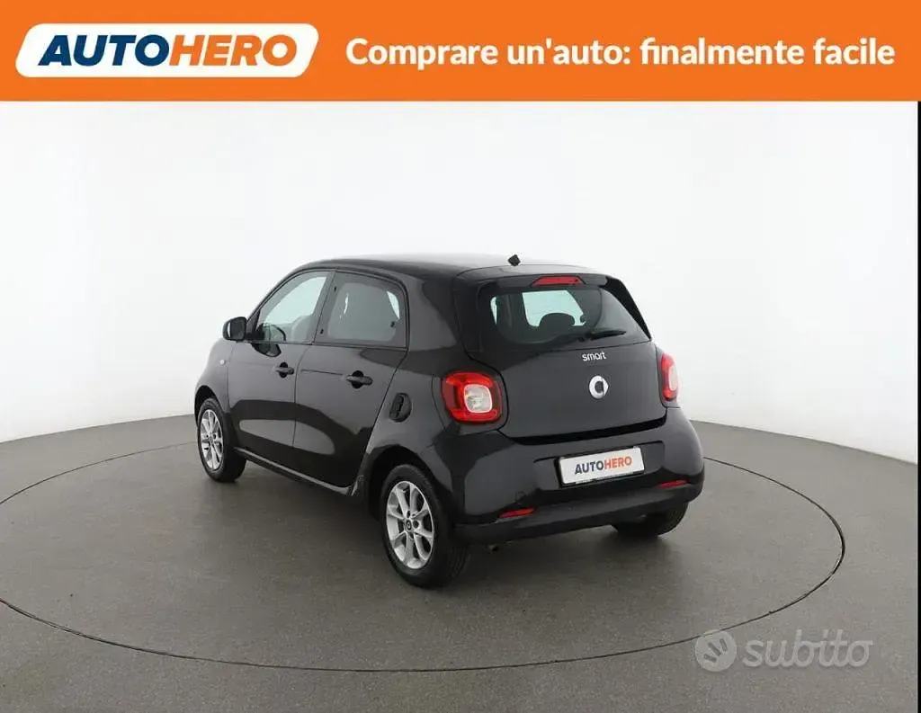 Usata Smart ForFour 71 CV (52 kW) 2016 Nero Utilitaria