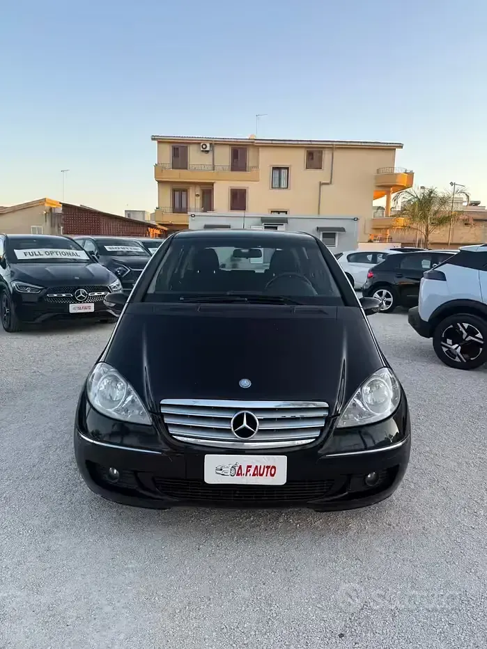 Usata Mercedes A180 Avantgarde 109 CV (80 kW) 2007 Nero Berlina
