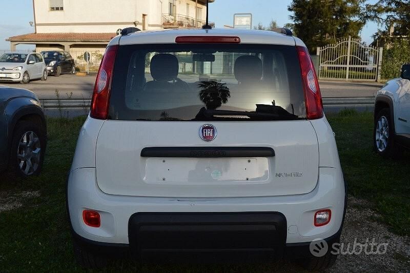 Usata Fiat Panda S 69 CV (50 kW) 2022 Bianco Utilitaria