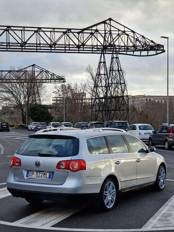 Usata VW Passat Highline 160 CV (117 kW) 2009 Argento Station wagon