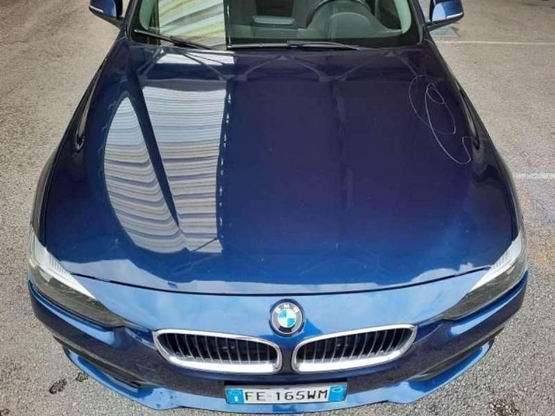 Usata BMW 318 Advantage 150 CV (110 kW) 2016 Blu/azzurro Station wagon
