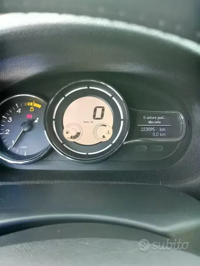 Usata Renault Mégane 110 CV (80 kW) 2010 Nero Berlina