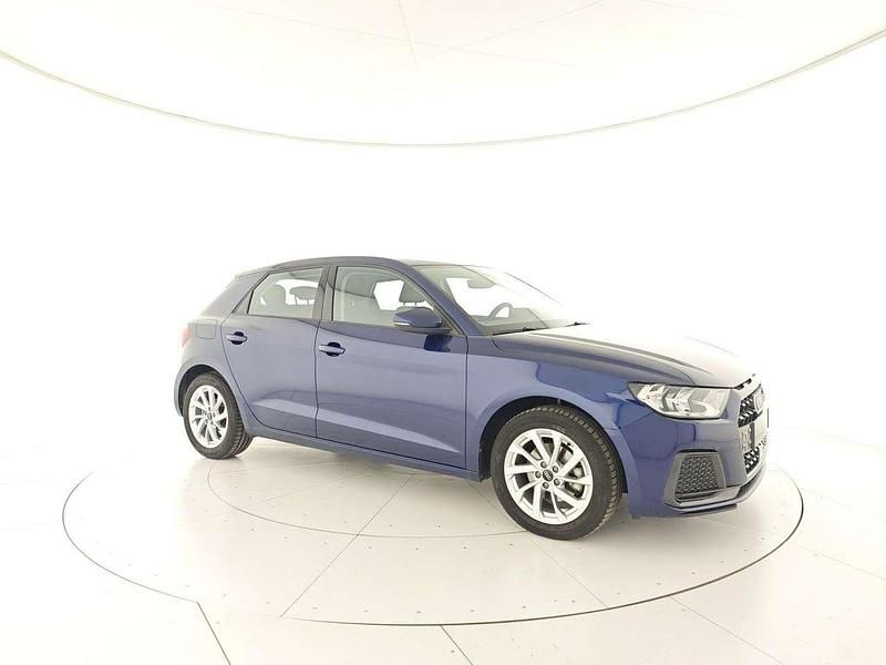 Blu/azzurro Usata 2024 Audi A1 Advanced Tre volumi | 22.900 € (Ottimo prezzo) - Immagine 1/4