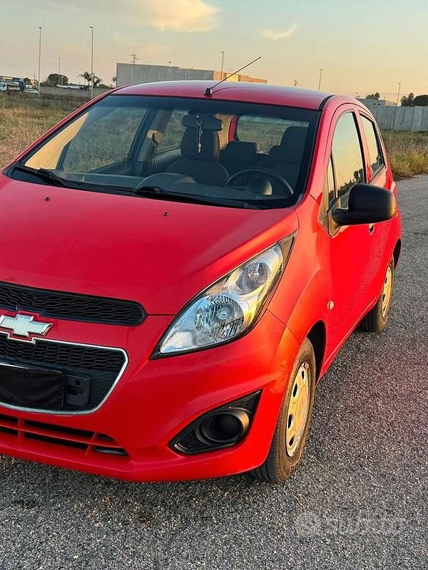 Usata Chevrolet Spark 68 CV (50 kW) 2013 Rosso Utilitaria