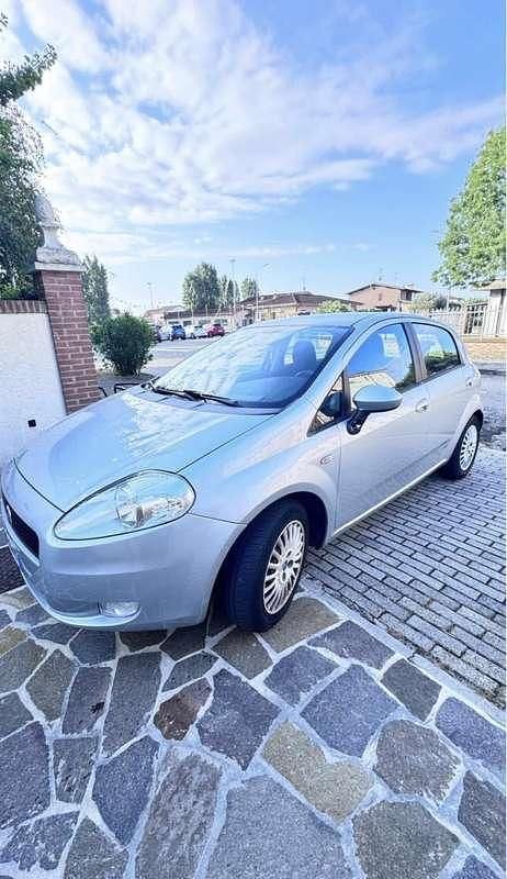 Usata Fiat Grande Punto Dynamic 65 CV (47 kW) 2007 Utilitaria