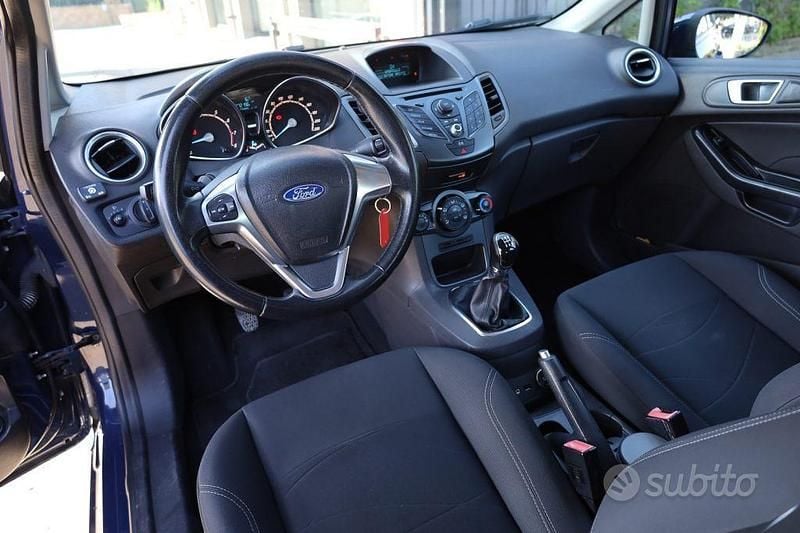 Usata Ford Fiesta Titanium 60 CV (44 kW) 2013 Nero Utilitaria