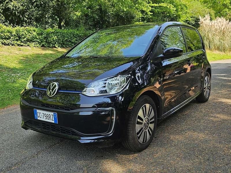 Usata VW e-up! 61 kW (83 CV) 2020 Nero Utilitaria