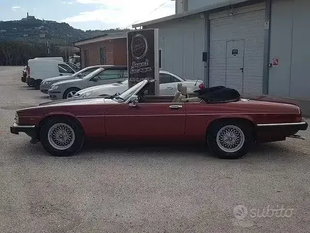 Usata Jaguar XJS 287 CV (211 kW) 1990 Rosso Cabrio